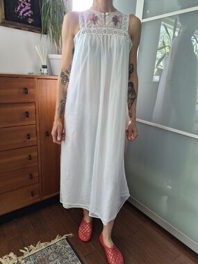 Vintage French Maid White Lace Slip